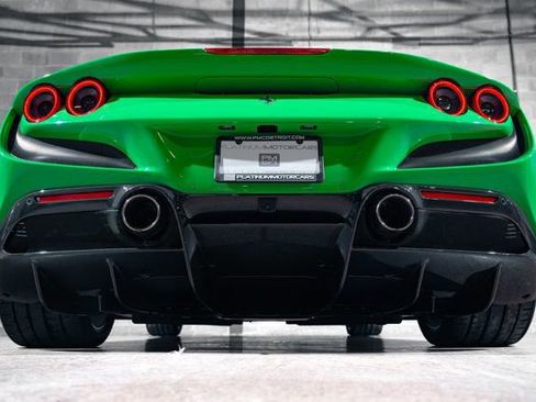 Used 2023 Ferrari F8 Tributo image 39