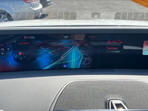 New 2026 Lincoln Nautilus Premier AWD/4WD image 19