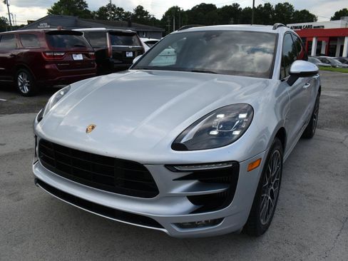 Used 2017 Porsche Macan GTS AWD/4WD image 2
