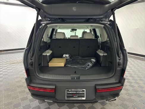 New 2026 Hyundai Santa Fe SE FWD image 18