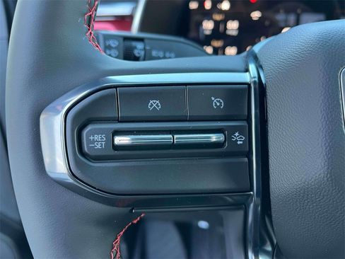 New 2026 GMC Canyon AT4X image 24