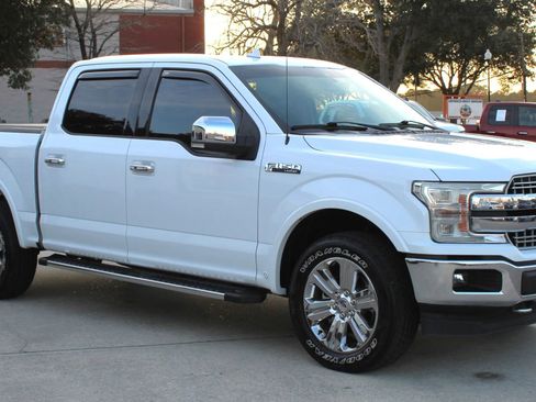 Used 2018 Ford F150 Lariat w/ Equipment Group 502A Luxury image 7