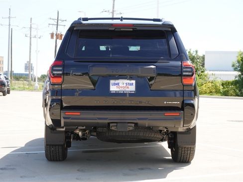 New 2025 Toyota 4Runner TRD Off-Road image 8