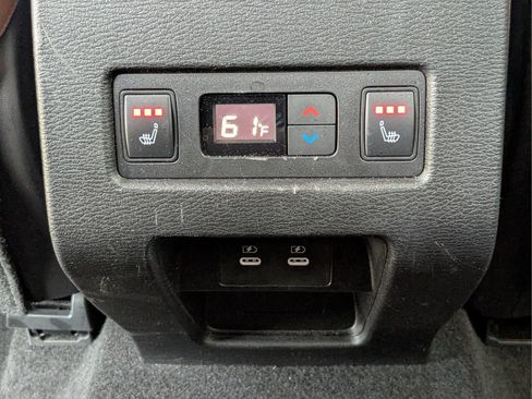 Used 2025 Mitsubishi Outlander SEL FWD image 14