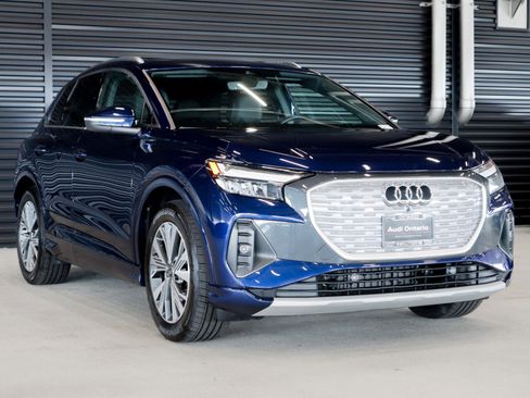 Used 2025 Audi Q4 e-tron Premium w/ Convenience Package RWD image 12