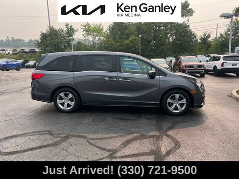 Used 2019 Honda Odyssey EX image 4