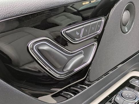 New 2026 Lincoln Aviator Reserve w/ Illumination Package RWD image 22