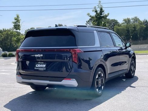 New 2026 Kia Carnival EX image 7