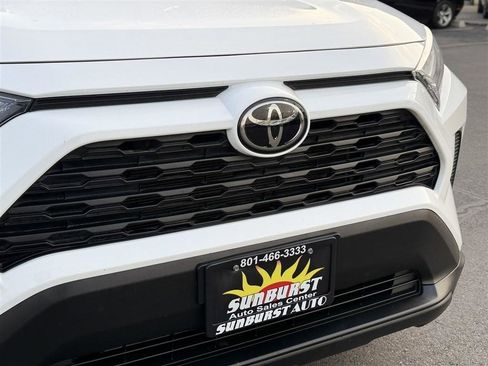 Used 2024 Toyota RAV4 LE AWD/4WD image 11