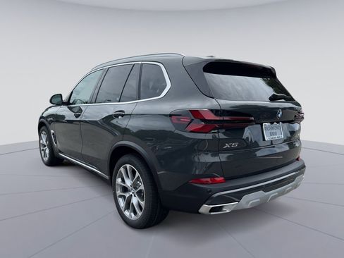 New 2026 BMW X5 xDrive40i image 3