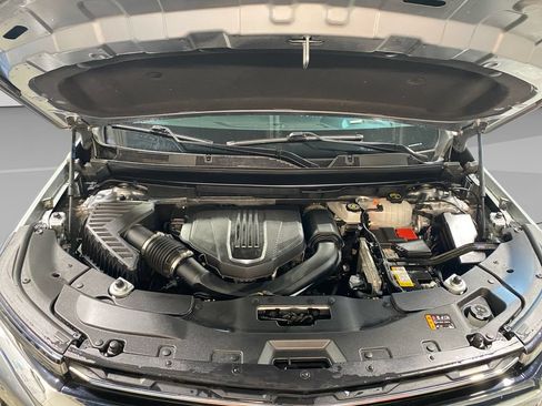 Certified 2025 Chevrolet Traverse LT AWD/4WD image 30