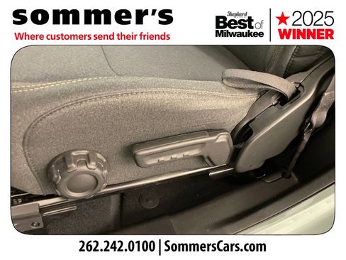 Used 2024 Jeep Wrangler Sport AWD/4WD image 10