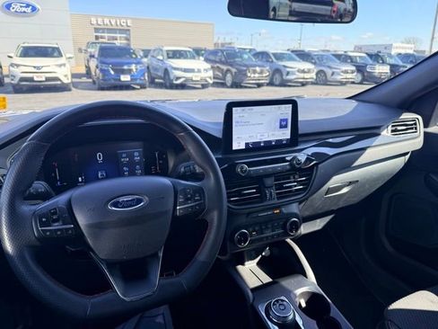 Used 2023 Ford Escape ST-Line image 22