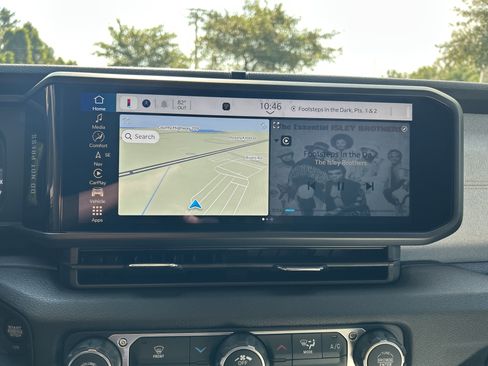 New 2025 Jeep Gladiator Sport image 25