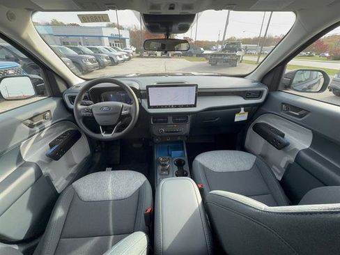 New 2025 Ford Maverick XLT w/ XLT Luxury Package image 18