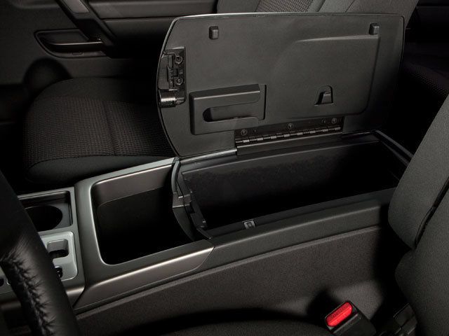 Used 2010 Nissan Titan XE w/ XE Popular Equipment Pkg RWD image 18
