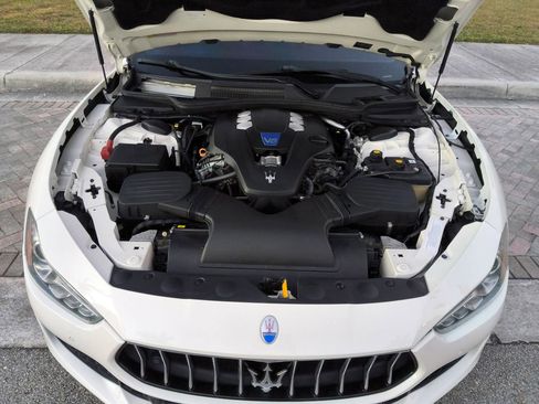 Used 2018 Maserati Ghibli S Q4 image 34
