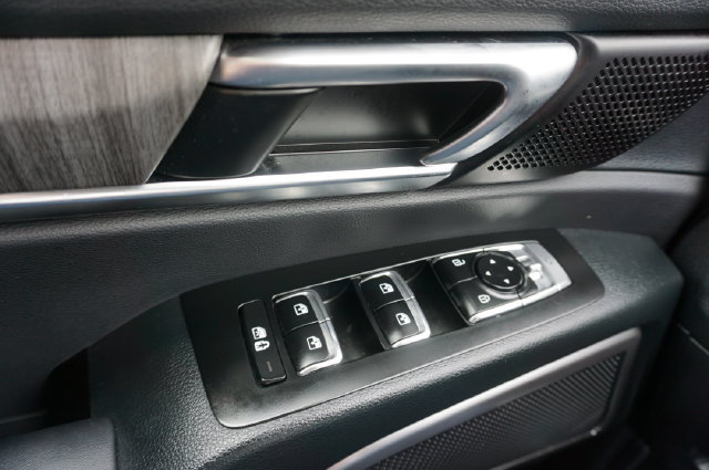 Used 2025 Kia Telluride EX FWD image 35