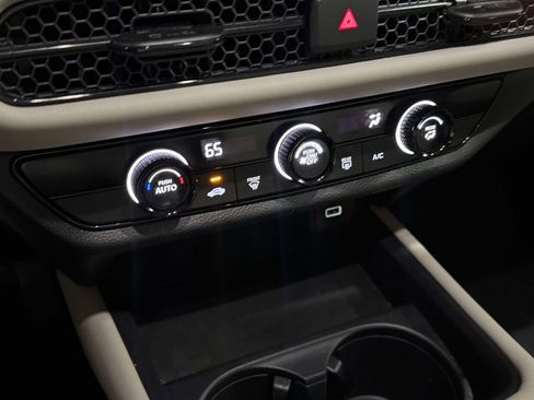 Certified 2024 Honda HR-V LX image 13