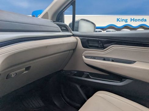 Used 2022 Honda Odyssey Touring image 31