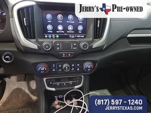 Used 2022 GMC Terrain SLT w/ Elevation Edition FWD image 10