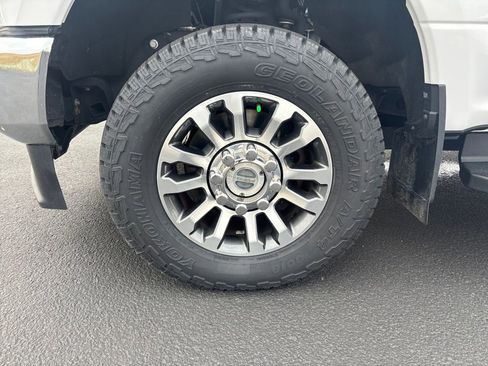 Used 2020 Ford F250 Lariat w/ Lariat Ultimate Package image 21