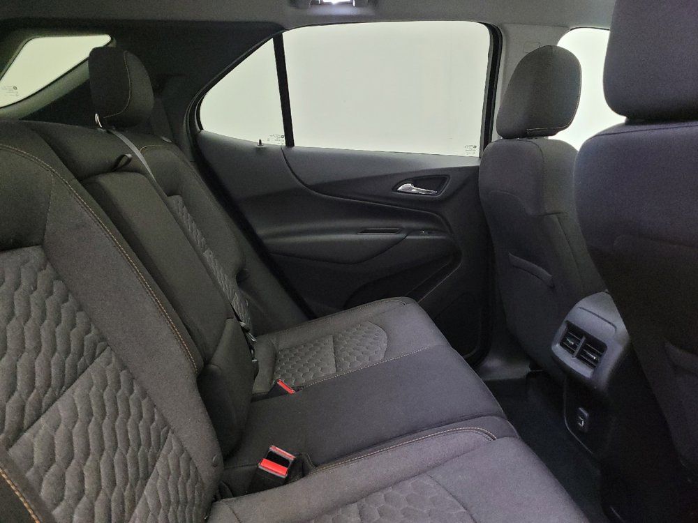 Used 2019 Chevrolet Equinox LT w/ Sun & Navigation Package AWD/4WD image 19