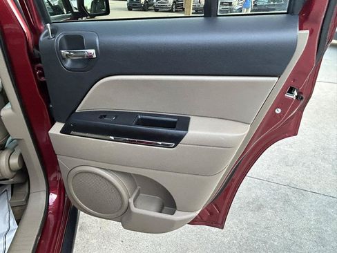 Used 2015 Jeep Patriot Limited w/ Sun/Sound Group AWD/4WD image 15