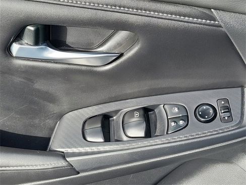 Used 2023 Nissan Sentra SV image 17