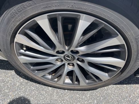 Used 2020 Lexus ES 350 w/ Premium Package FWD image 11