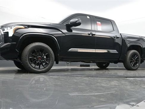 New 2026 Toyota Tundra Platinum w/ TRD Off-Road Package image 27