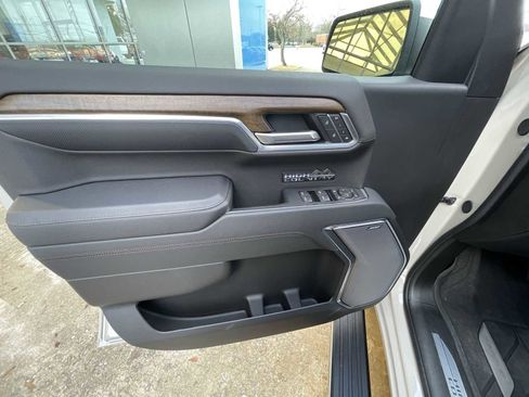 Used 2026 Chevrolet Silverado 1500 High Country image 22