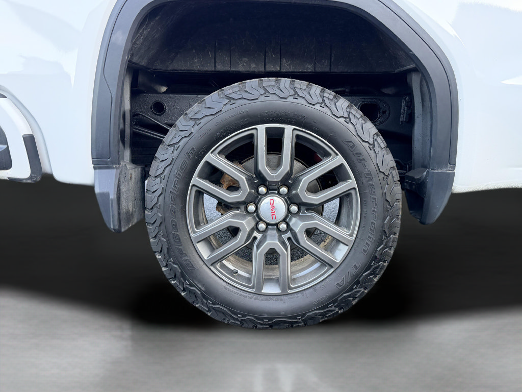 Used 2021 GMC Sierra 1500 AT4 w/ AT4 Carbonpro Edition AWD/4WD image 13