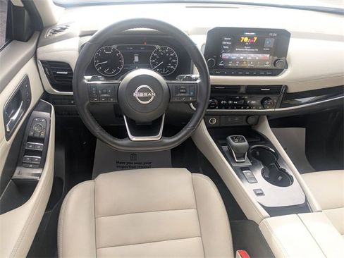 Used 2023 Nissan Rogue SL w/ SL Premium Package image 30