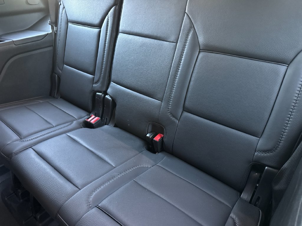 Used 2025 GMC Yukon Denali AWD/4WD image 19