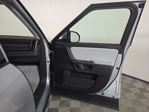 Used 2024 Rivian R1S Adventure AWD/4WD image 18