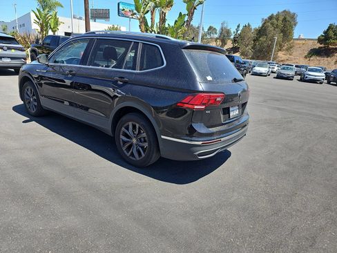 Used 2022 Volkswagen Tiguan SE FWD image 7