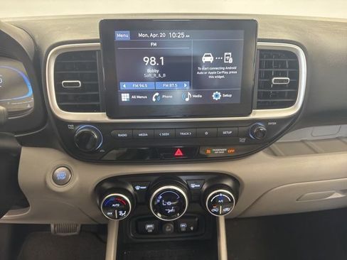 Certified 2026 Hyundai Venue SEL image 14