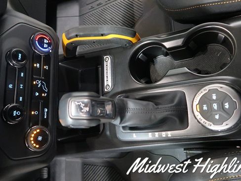 Used 2024 Ford Bronco Badlands AWD/4WD image 32