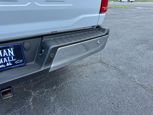 Used 2022 Ford F150 XLT w/ Equipment Group 302A High AWD/4WD image 9