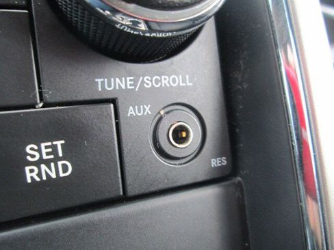 Used 2012 Jeep Grand Cherokee Laredo image 17