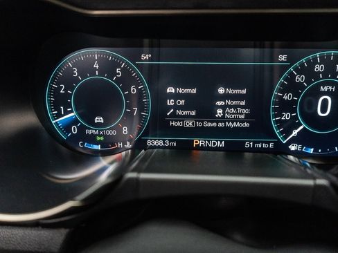 Used 2022 Ford Mustang Shelby GT500 w/ Carbon Fiber Track Pack image 98