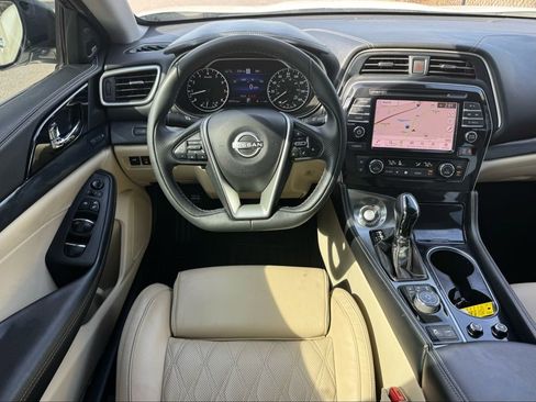 Used 2023 Nissan Maxima Platinum w/ Sport Mat Group image 2