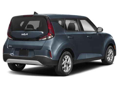 Used 2024 Kia Soul S image 2