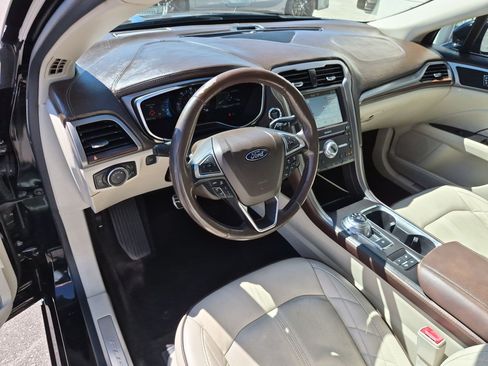 Used 2017 Ford Fusion Energi Titanium FWD image 16