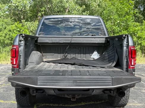 Used 2018 Ford F150 Raptor w/ Equipment Group 802A Luxury AWD/4WD image 38