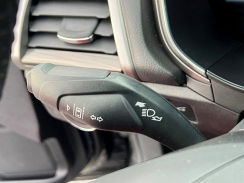 Used 2019 Ford Fusion SEL image 33