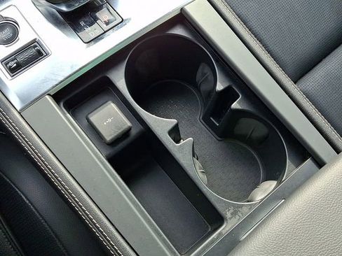 Used 2024 Jaguar F-PACE R-Dynamic S image 30