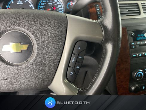Used 2011 Chevrolet Avalanche LS w/ Regional Value Package AWD/4WD image 23