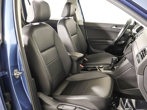 Used 2019 Volkswagen Tiguan SEL image 32